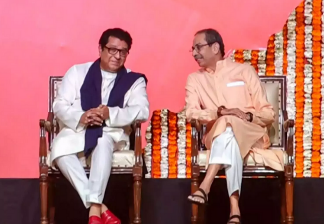 Uddhav meets Raj; fourth meeting between cousins this month